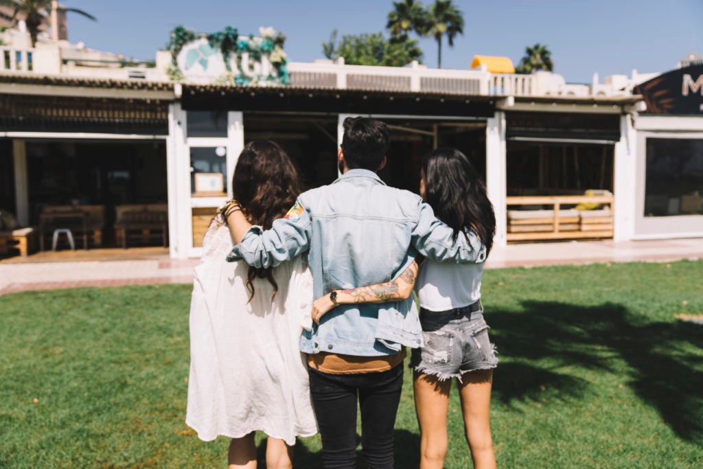 Grupo utilizando consórcio imobiliário para adquirir casa própria